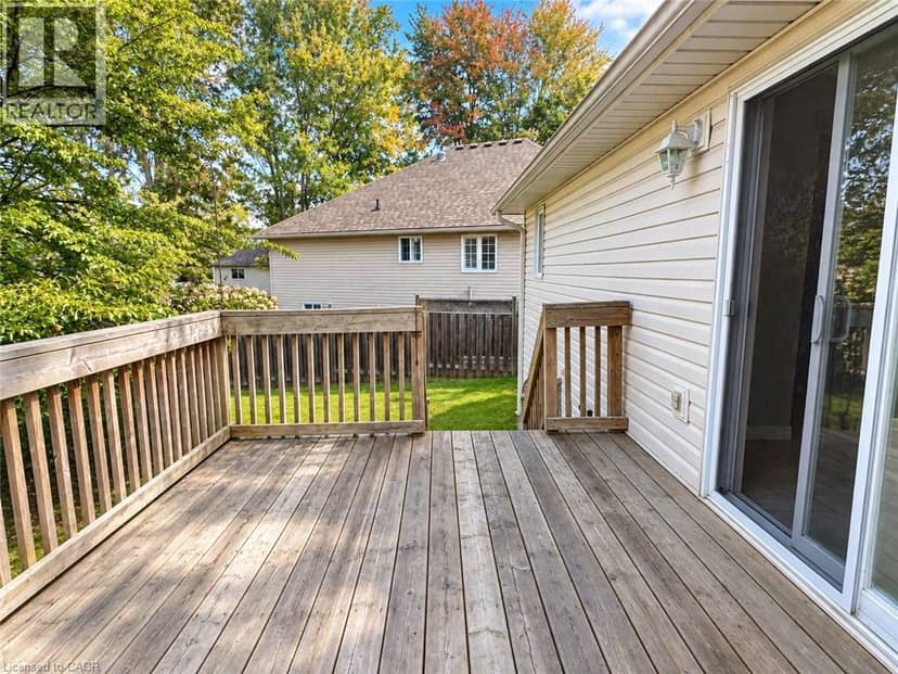 113 BRIAR GLEN Court — photo 36 of 40