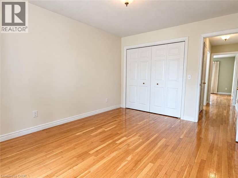 113 BRIAR GLEN Court — photo 17 of 40