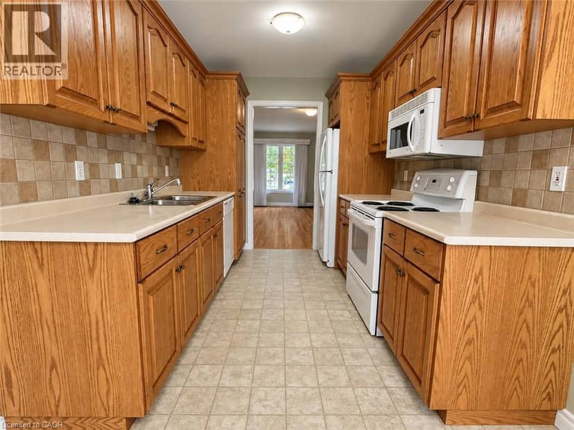 113 BRIAR GLEN Court — photo 26 of 40