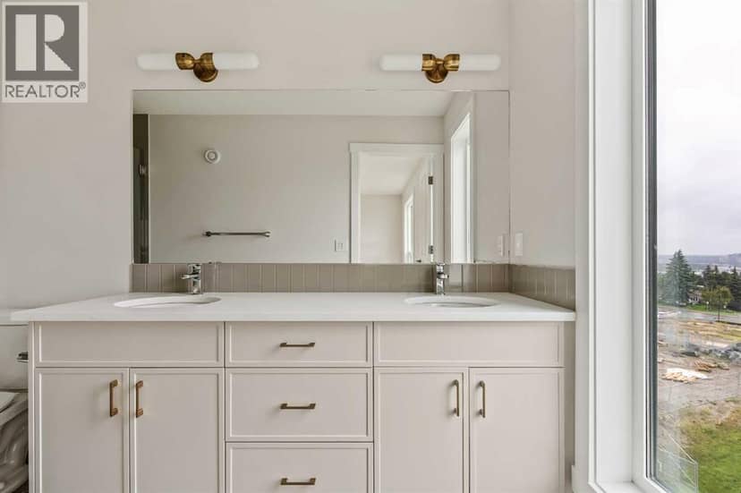 706 Sovereign Common SW — photo 22 of 29