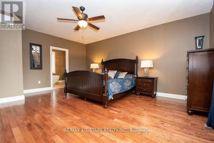 15 Rustlewood Avenue — photo 18 of 40