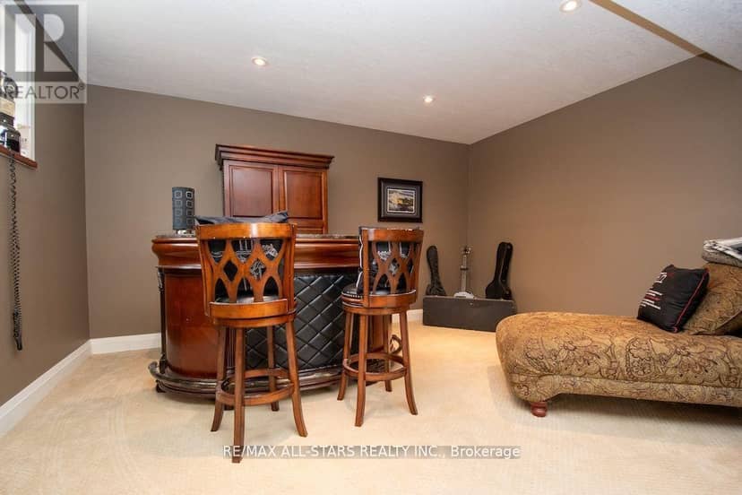 15 Rustlewood Avenue — photo 28 of 40
