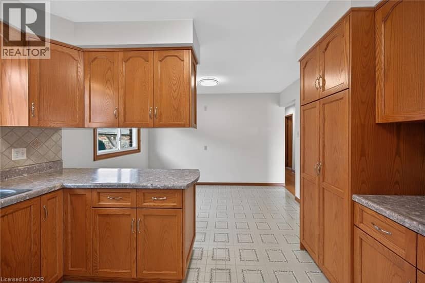 122 GLEN FOREST Drive, Hamilton, photo 8