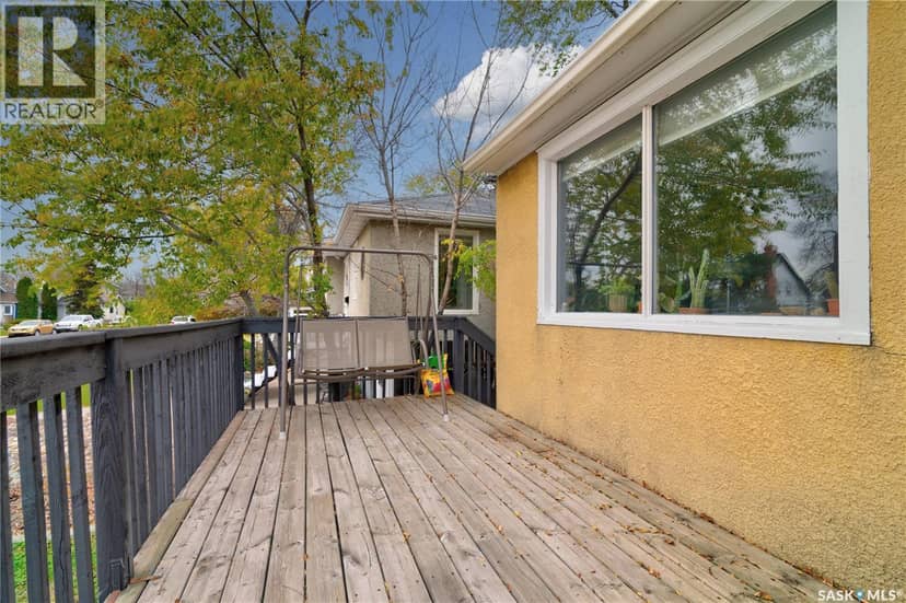 2079 Pasqua STREET — photo 26 of 34