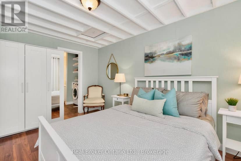 1326 Tiny Beaches Road N — photo 19 of 40