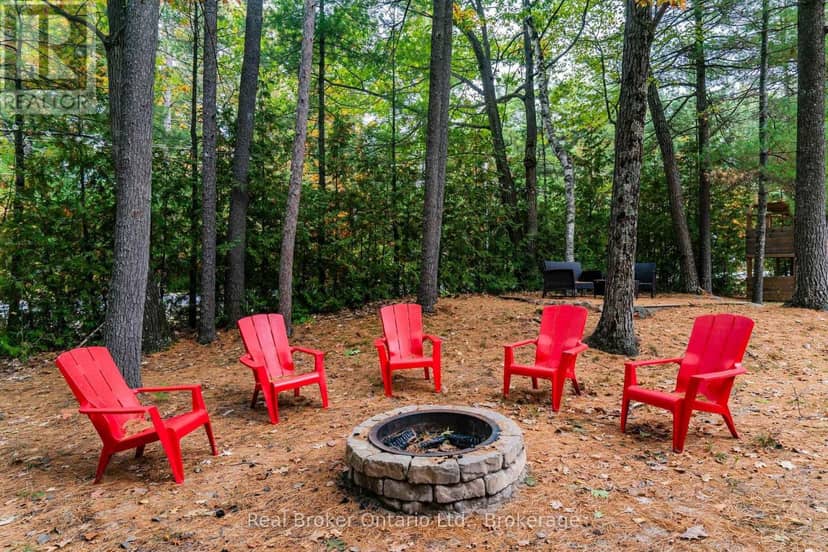 1326 Tiny Beaches Road N, Tiny, photo 3