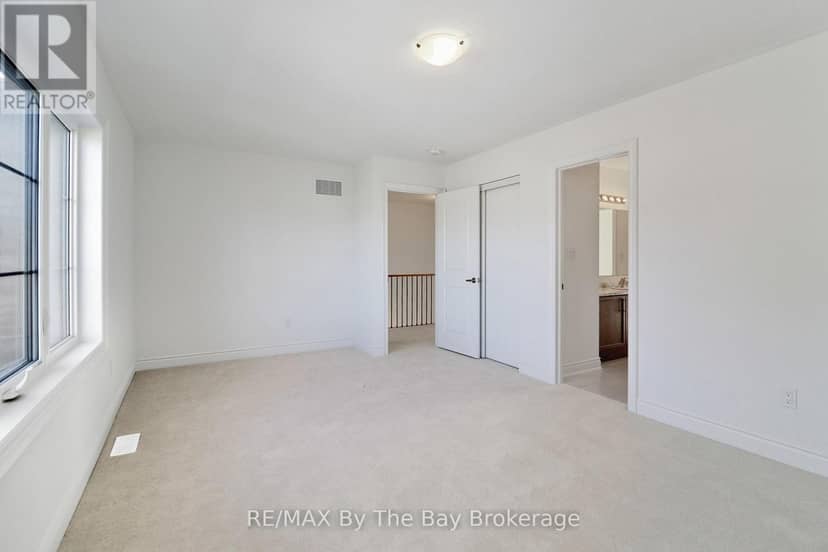 50 Amber Drive — photo 15 of 26