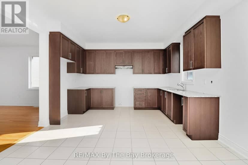 50 Amber Drive — photo 9 of 26