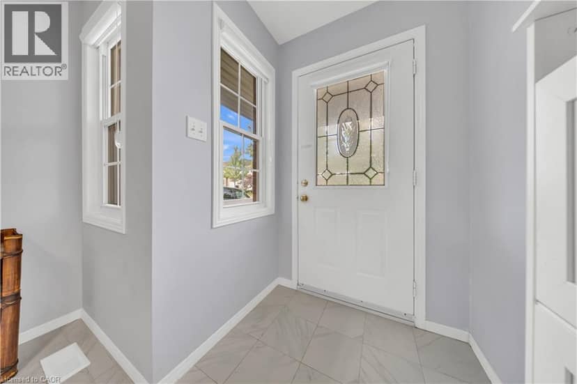 425 SPECKLED ALDER Street, Waterloo, photo 5