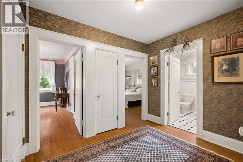 62 HEINS Avenue — photo 18 of 36