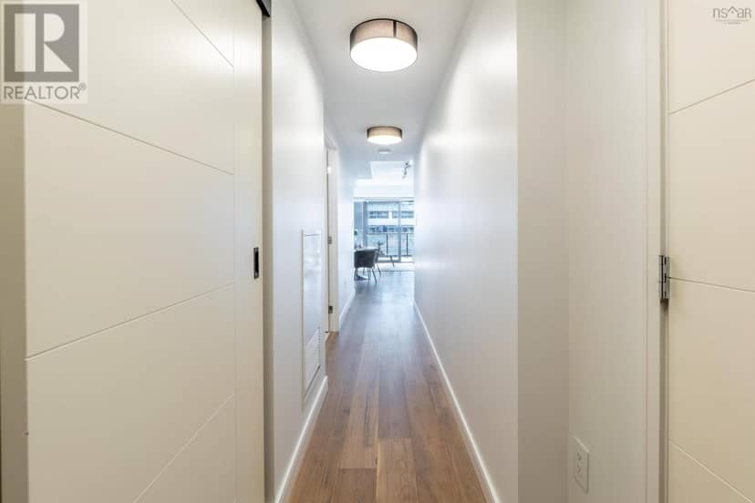 1001 1650 Granville Street — photo 17 of 40