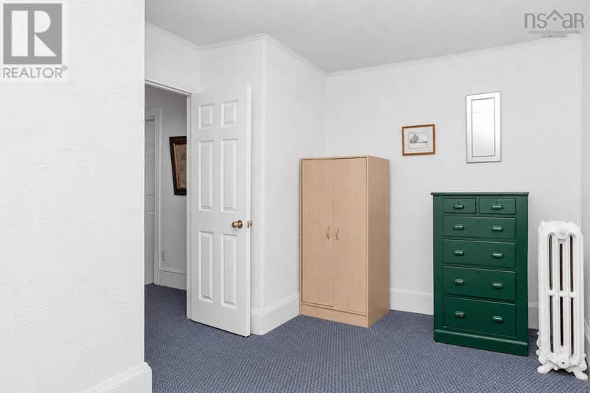26 HUGH Street — photo 23 of 29