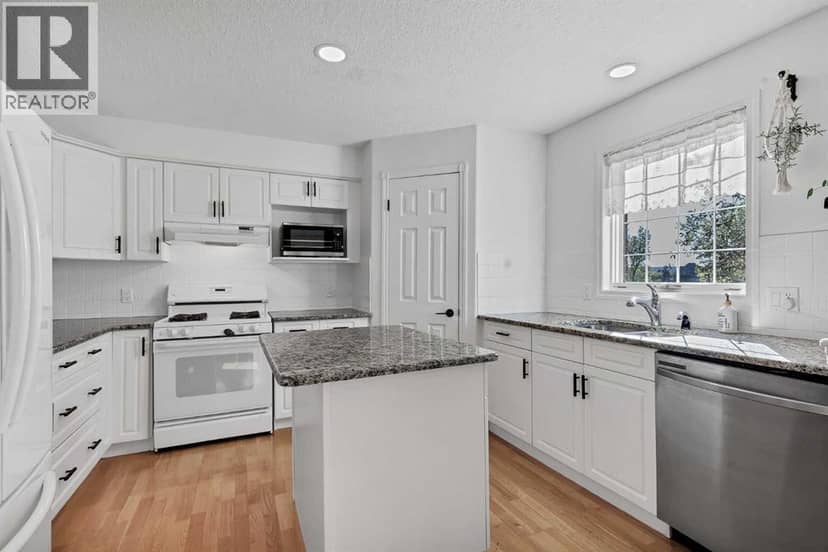 227, 6868 Sierra Morena Boulevard SW, Calgary, photo 6