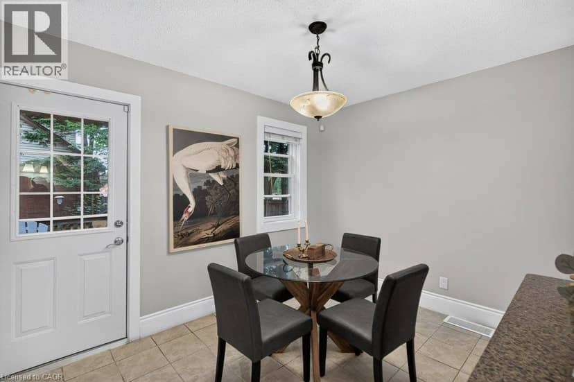 50 WEXFORD Avenue S — photo 19 of 40