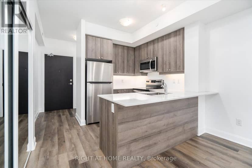 321 - 50 Lakebreeze Drive, Clarington, photo 6