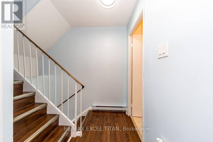 153 - 50 Scarborough Golf Club Road — photo 15 of 36