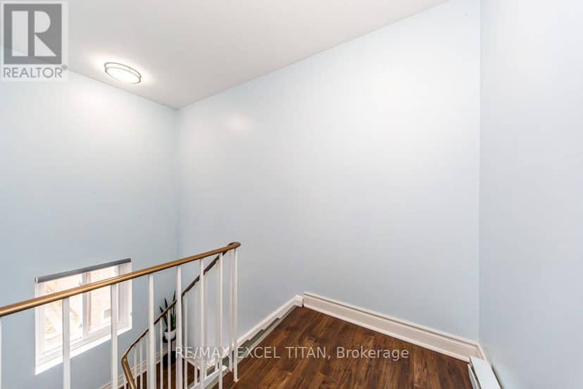 153 - 50 Scarborough Golf Club Road — photo 18 of 36