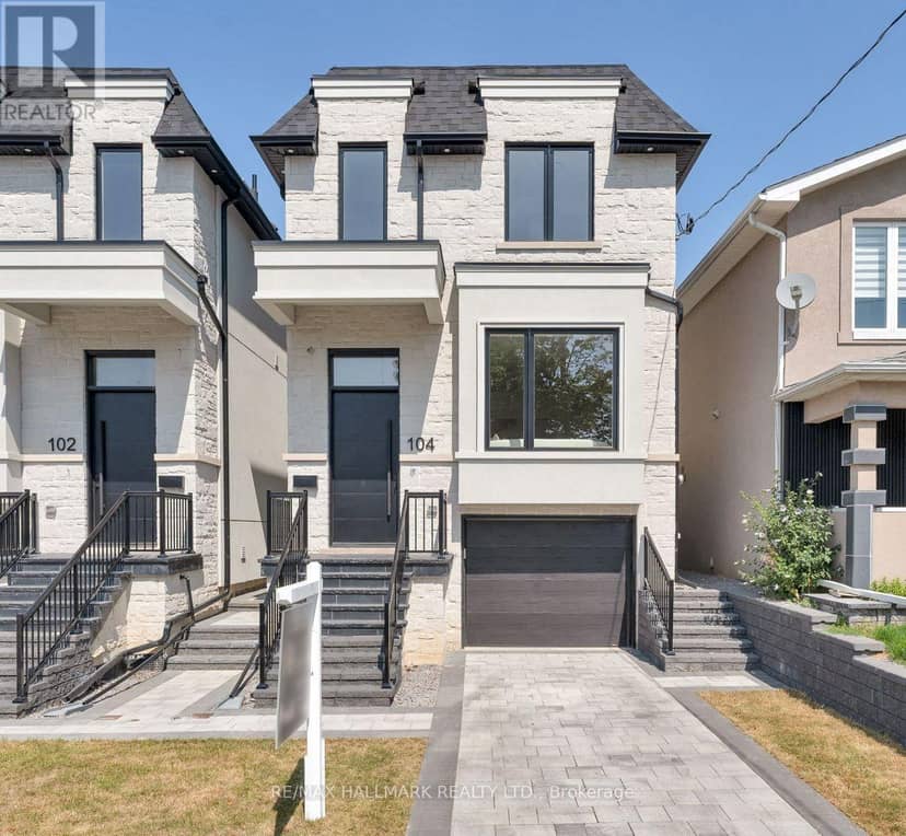 104 Yardley Avenue, Toronto