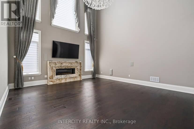 27 Rockview Gardens — photo 27 of 40