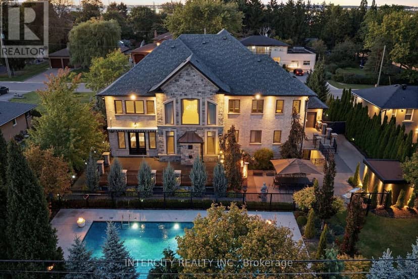 27 Rockview Gardens — photo 3 of 40