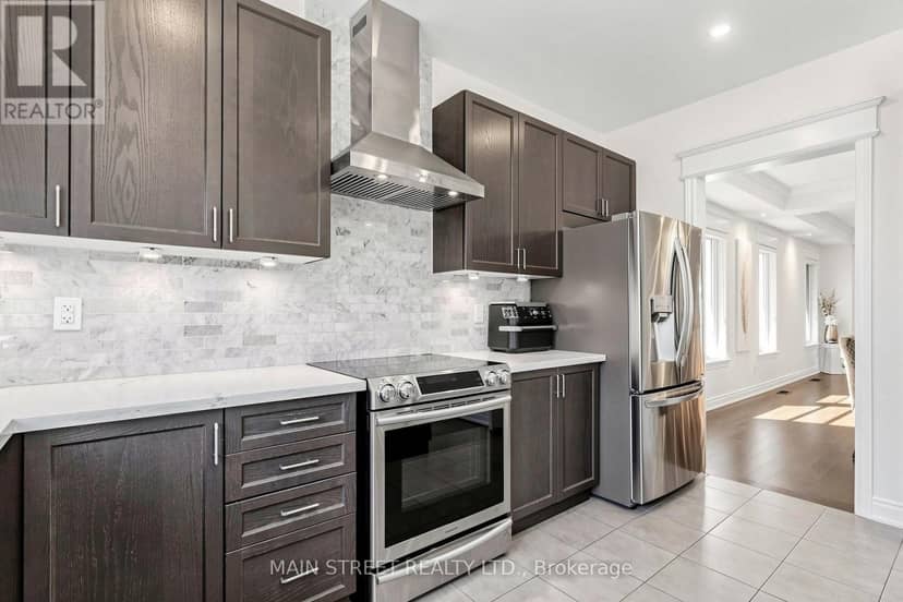 11 Robert Baldwin Boulevard — photo 14 of 40