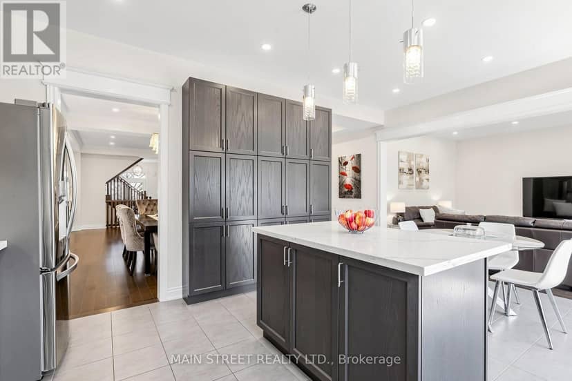 11 Robert Baldwin Boulevard — photo 15 of 40
