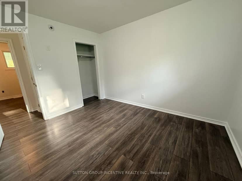52 Grandview Crescent — photo 9 of 14