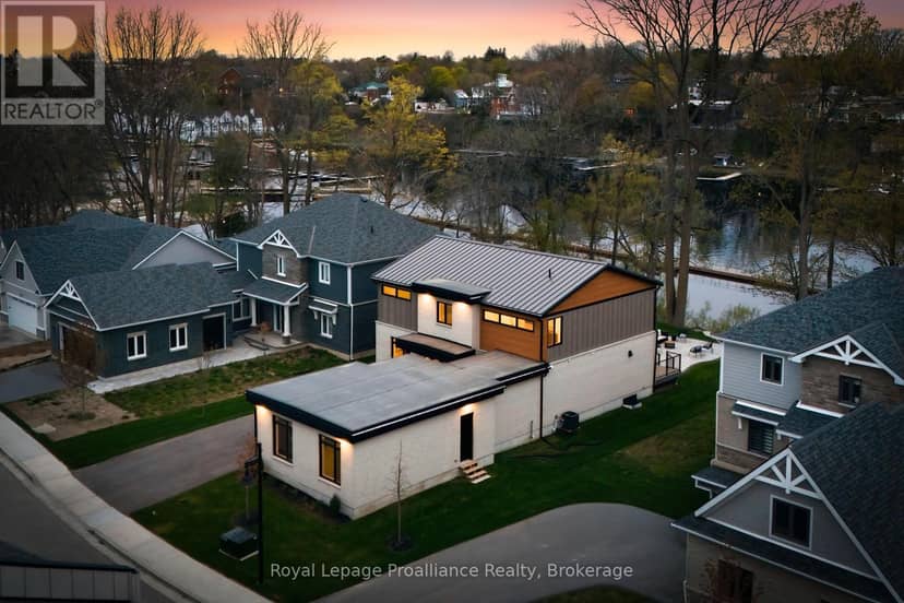 107 Villeneuve Drive, Prince Edward County