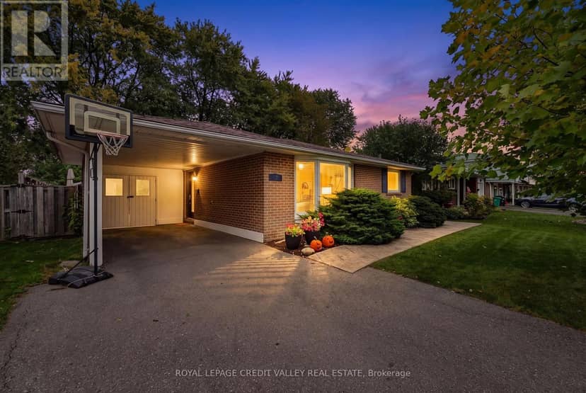 27 Castlemore Drive, Brampton