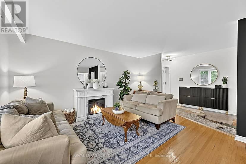 27 Castlemore Drive — photo 15 of 40
