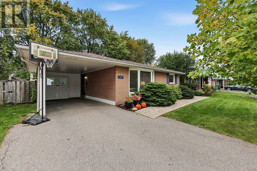 27 Castlemore Drive, Brampton, photo 4