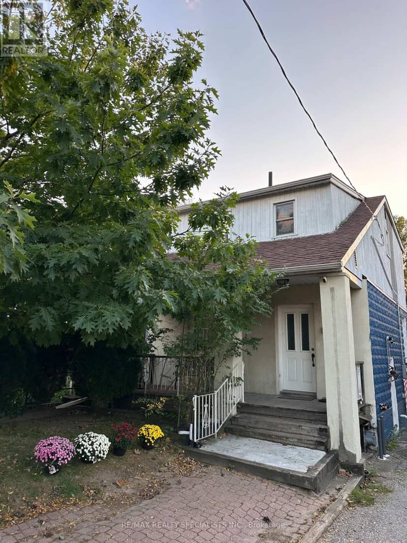 52A Rockcliffe Boulevard, Toronto, photo 2
