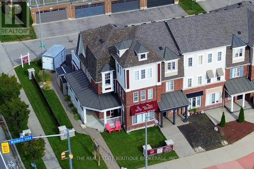 3185 Walkers Line, Burlington, photo 2