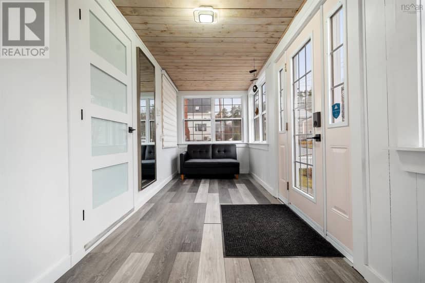 140 Maple Avenue — photo 38 of 40