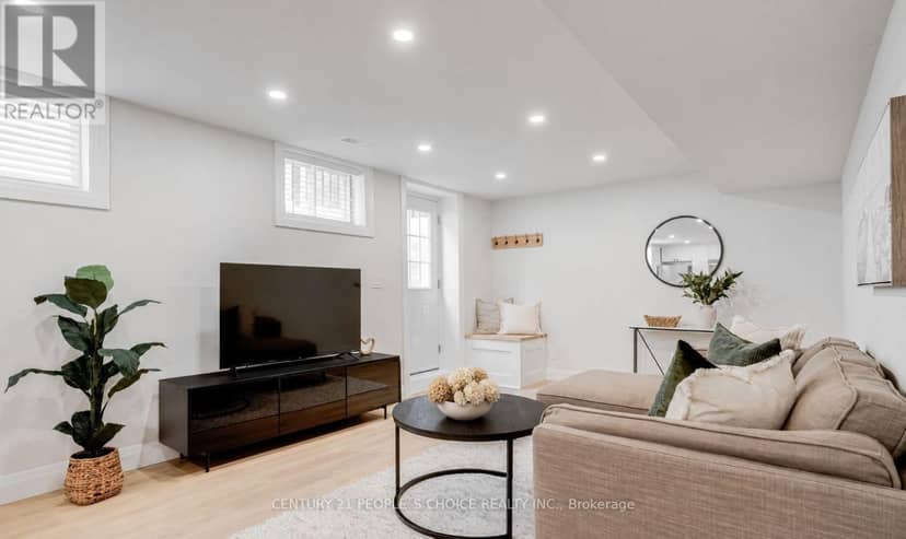 7 Carl Crescent — photo 35 of 40