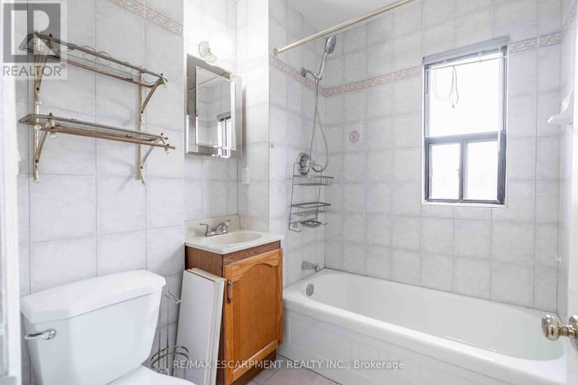 58 St. Matthews Avenue — photo 17 of 40