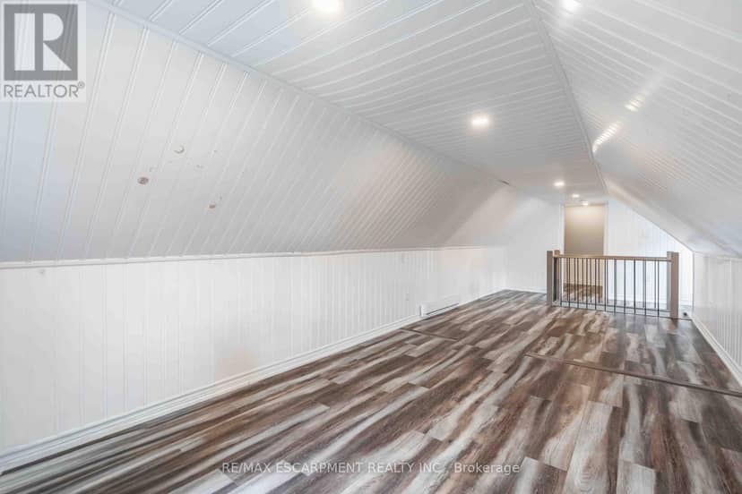 58 St. Matthews Avenue — photo 18 of 40