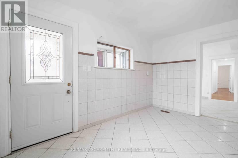 58 St. Matthews Avenue — photo 25 of 40