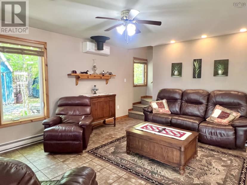 172 Hillcrest Drive — photo 6 of 40