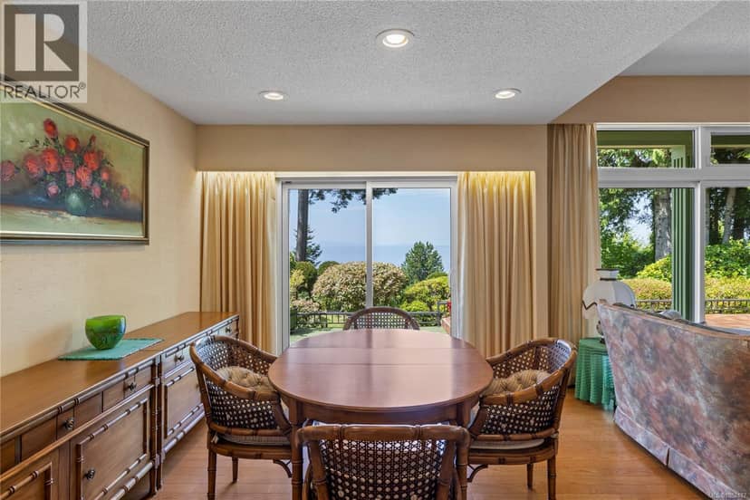 489 Bayview Terr — photo 37 of 40