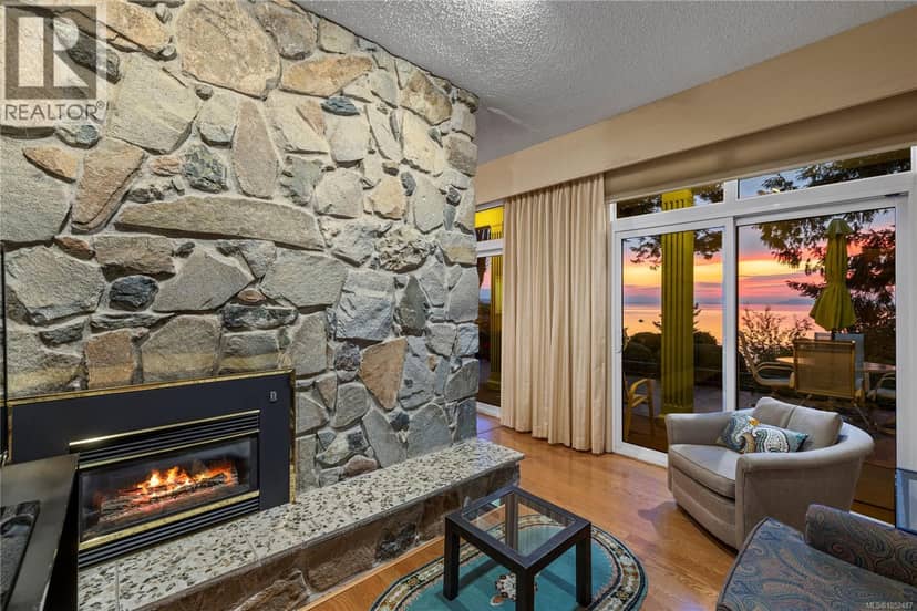 489 Bayview Terr, Qualicum Beach, photo 5