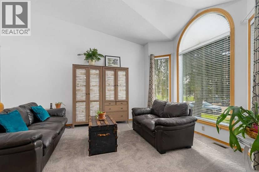 1114 Whitfield Avenue — photo 10 of 40