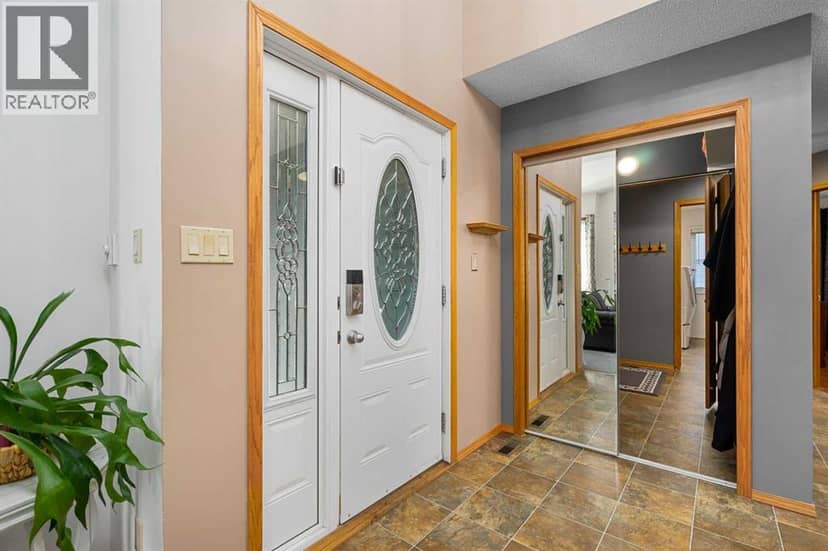 1114 Whitfield Avenue, Crossfield, photo 6