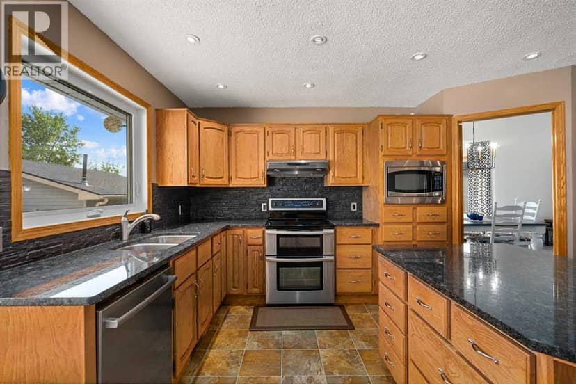 1114 Whitfield Avenue — photo 16 of 40
