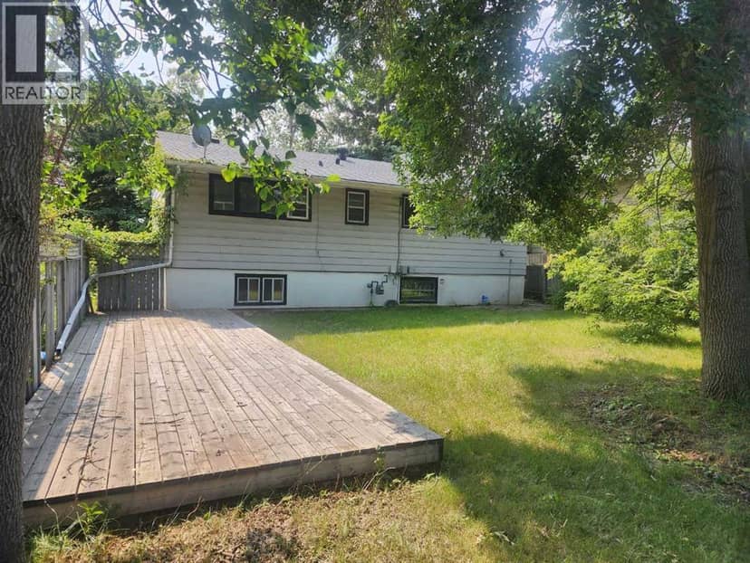 2408 23 Avenue SW, Calgary, photo 3