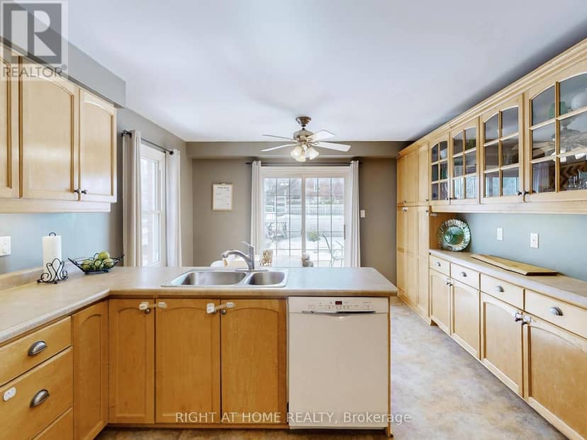 9 Sherie Drive — photo 14 of 40