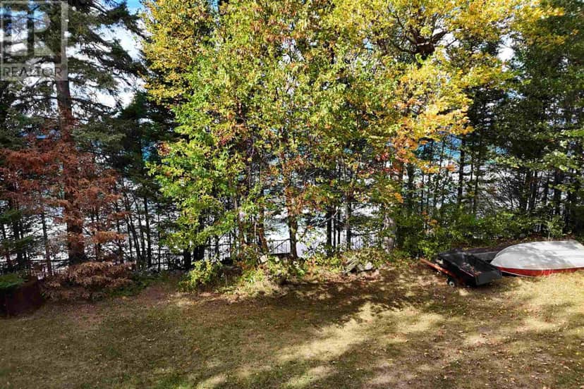 696 Lakeshore DR S, Dennis Township — photo 10 of 40