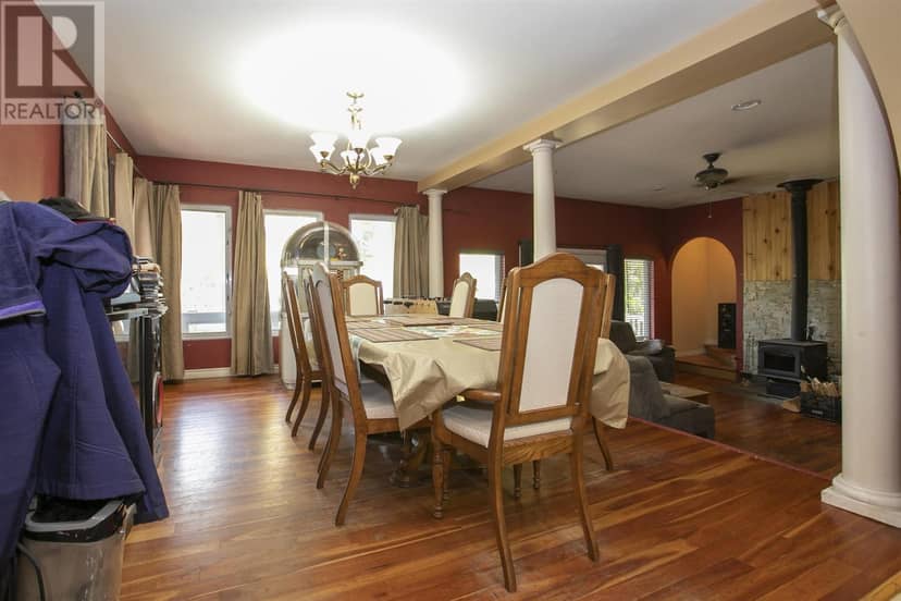 696 Lakeshore DR S, Dennis Township — photo 28 of 40