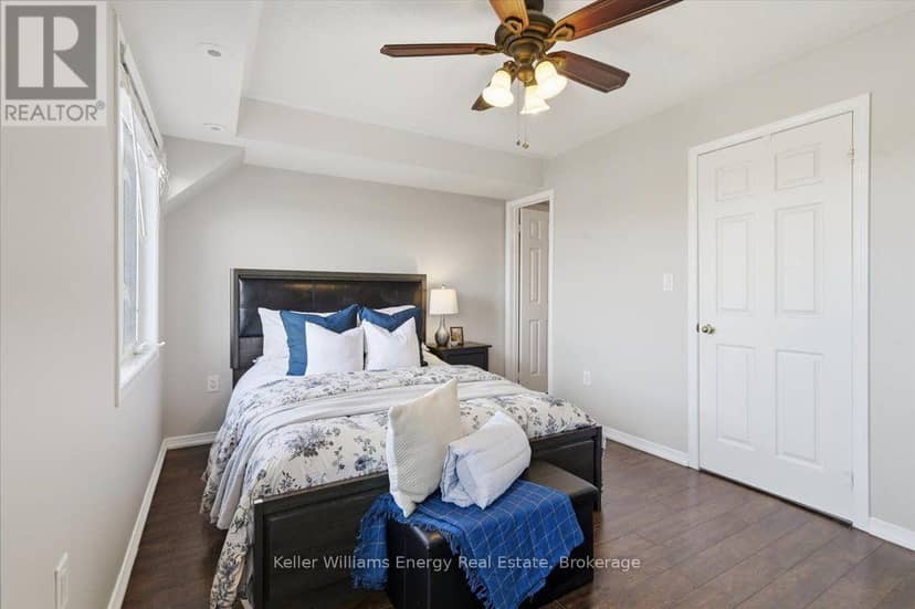 82 - 2237 Bur Oak Avenue — photo 27 of 40