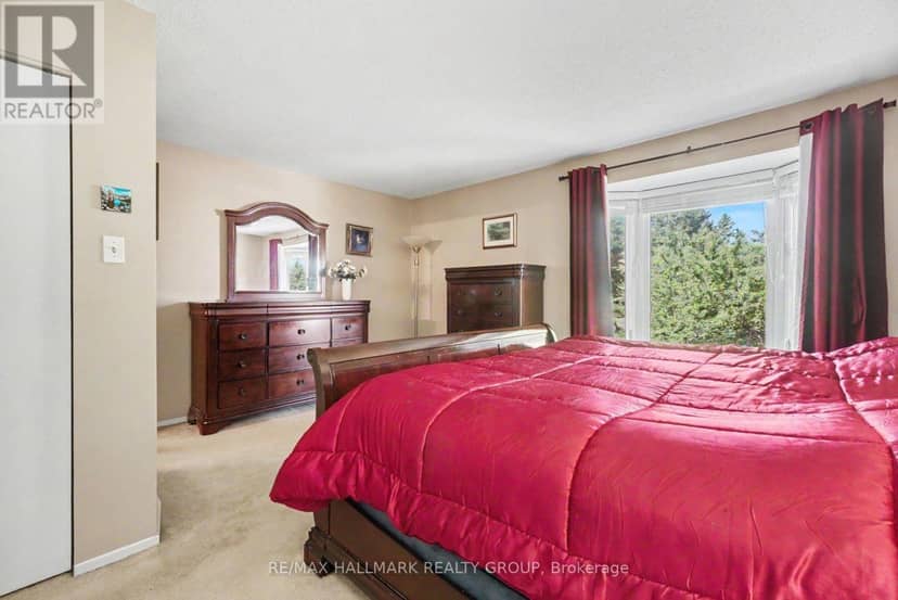 96 Pheasant Run Drive — photo 16 of 33
